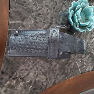 Safariland New Holster basketweave